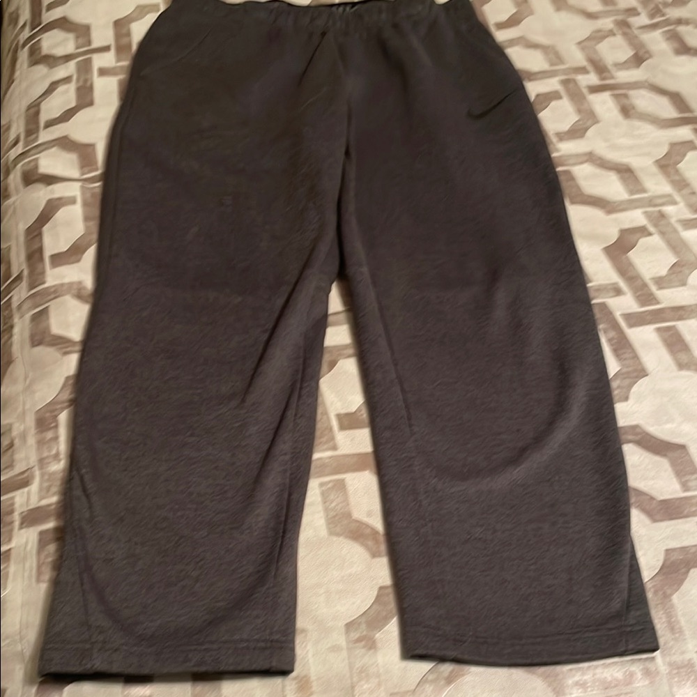 Nike Gray Sweatpants Relaxed Fit Elastic Waistband